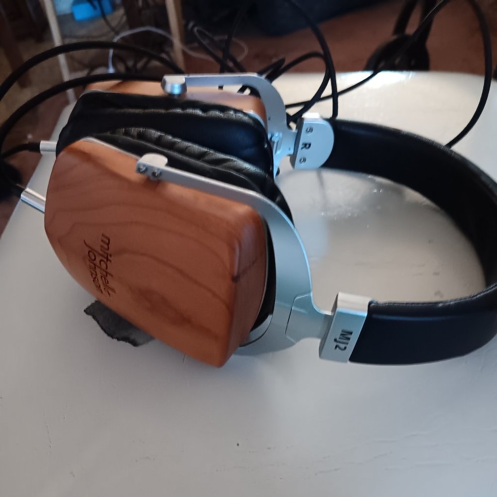 Mitchell & Johnson MJ2